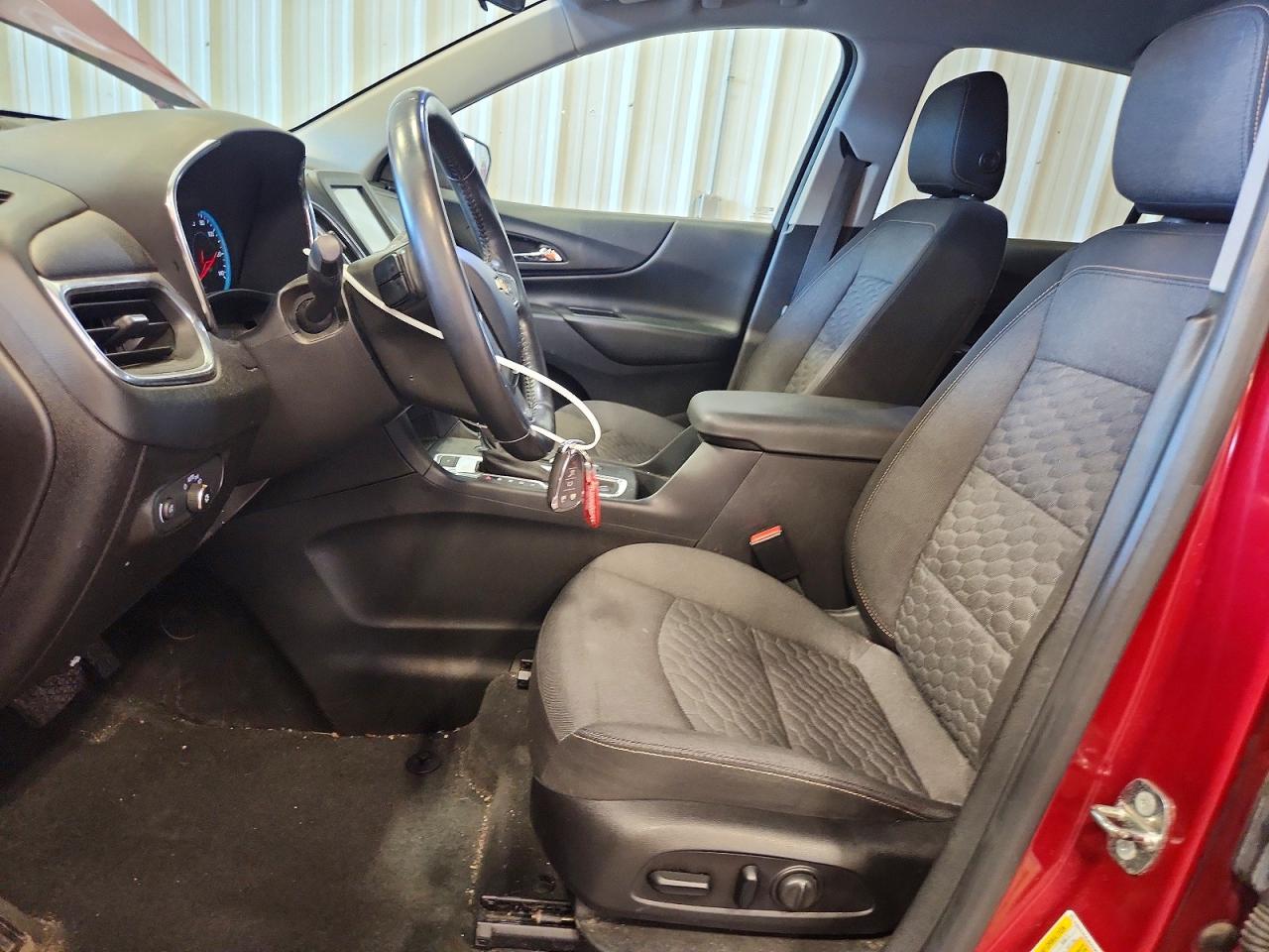 2018 CHEVROLET EQUINOX LT photo 13