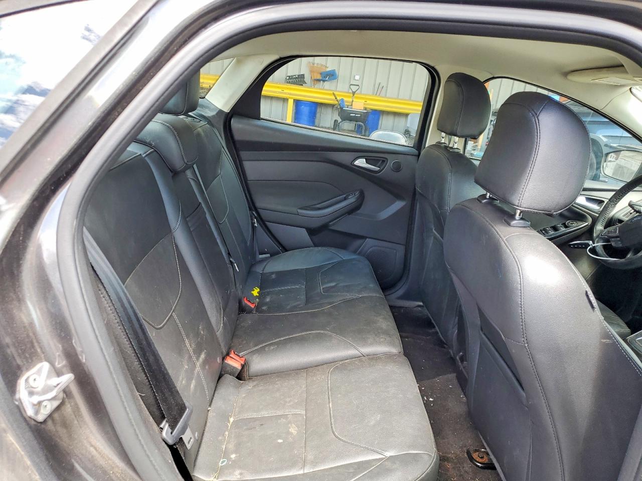 2015 FORD FOCUS TITANIUM photo 28