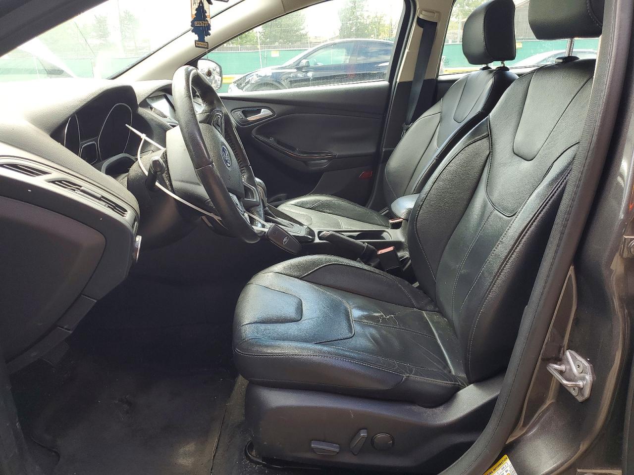 2015 FORD FOCUS TITANIUM photo 19