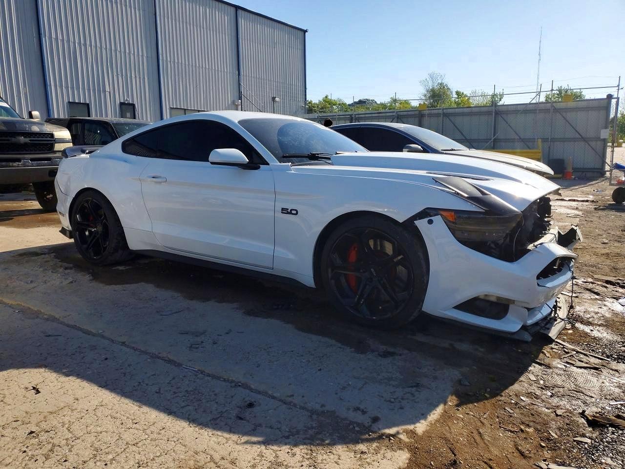 2015 FORD MUSTANG GT photo 10