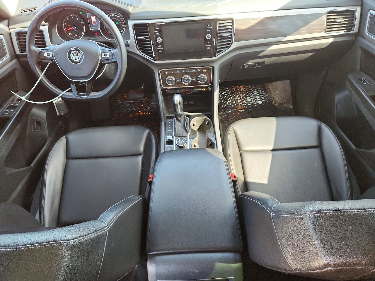 2018 VOLKSWAGEN ATLAS SEL photo 15