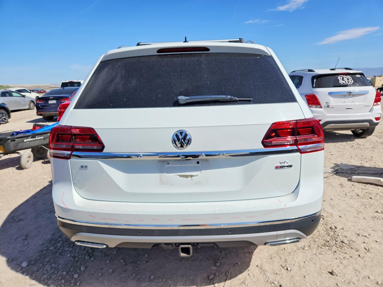 2018 VOLKSWAGEN ATLAS SEL photo 11