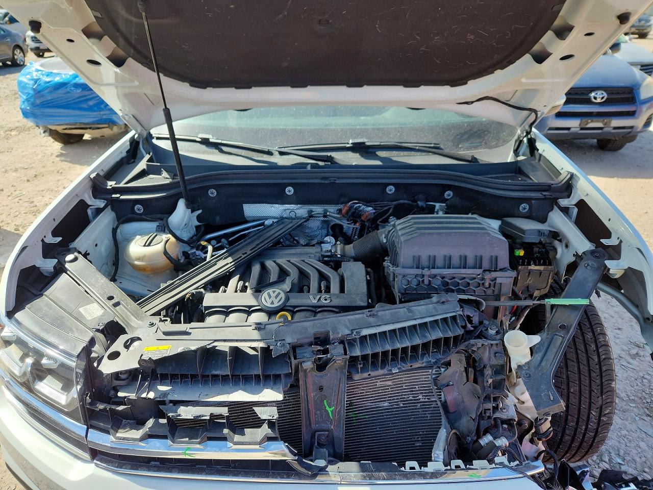 2018 VOLKSWAGEN ATLAS SEL photo 21