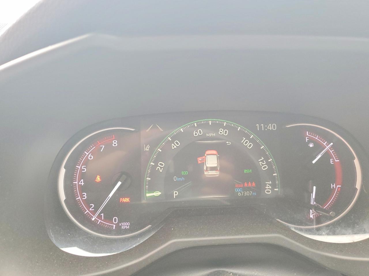 2019 TOYOTA RAV4 LIMITED photo 17