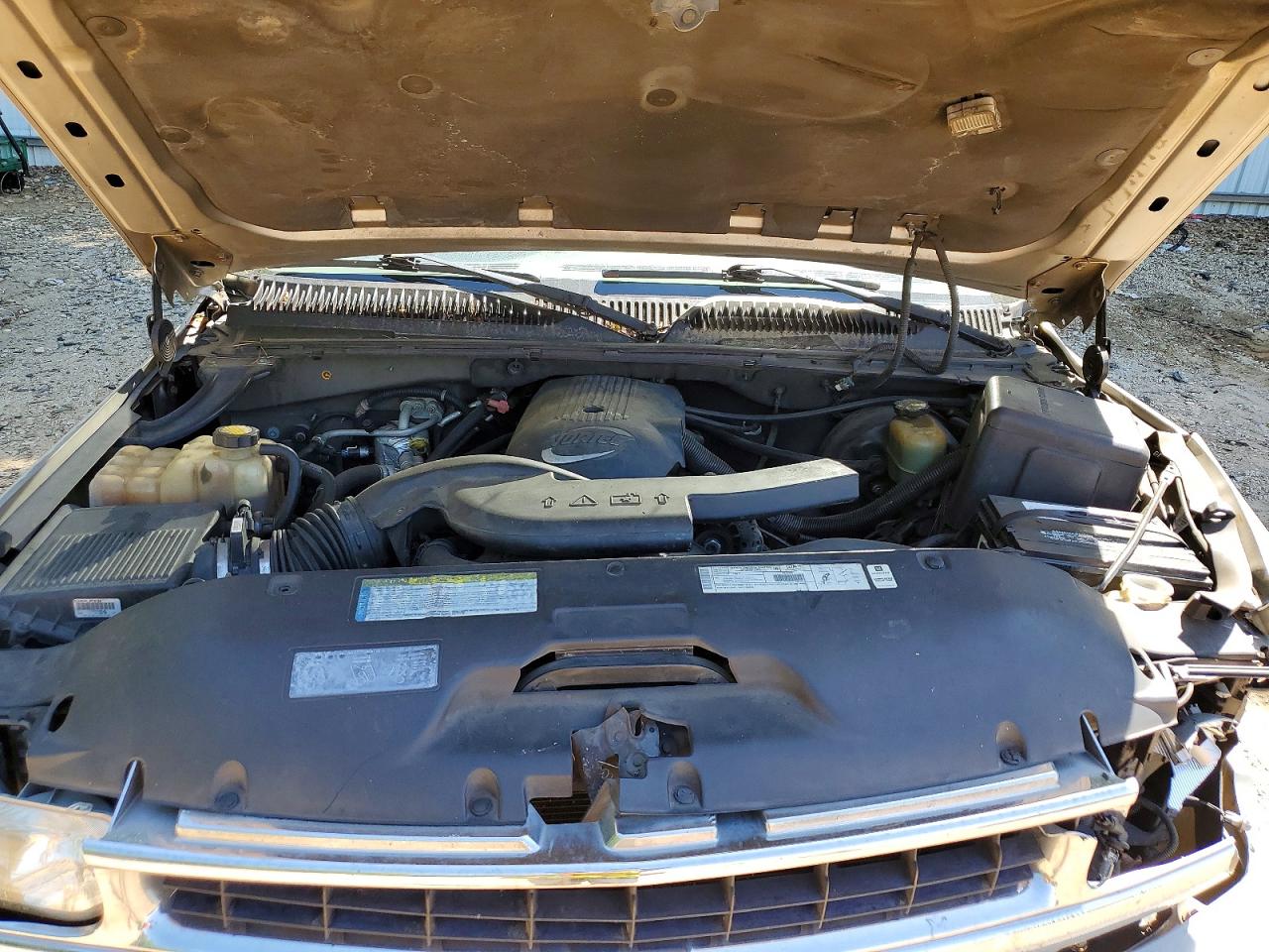 2001 CHEVROLET TAHOE C1500 photo 23
