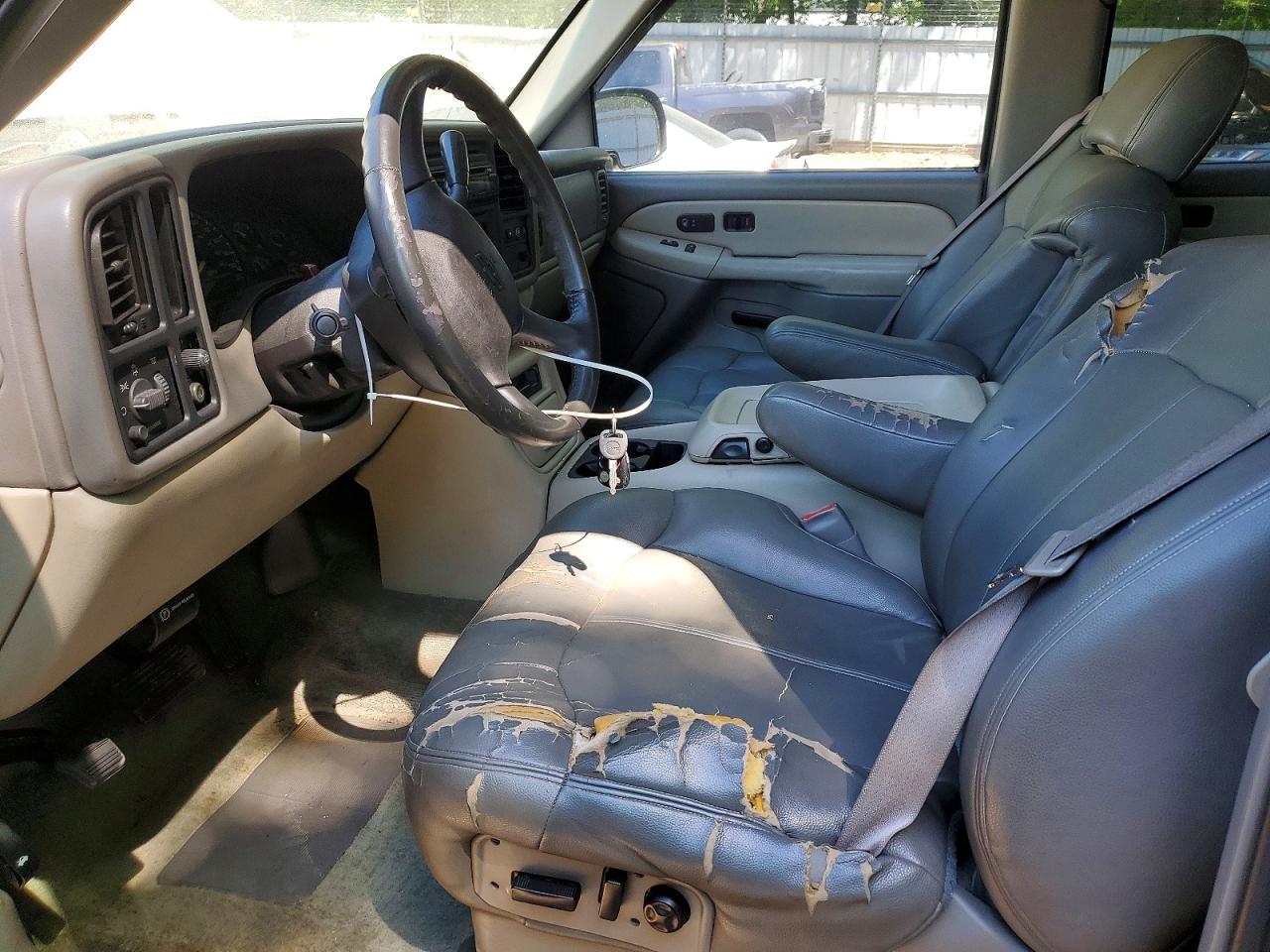 2001 CHEVROLET TAHOE C1500 photo 13