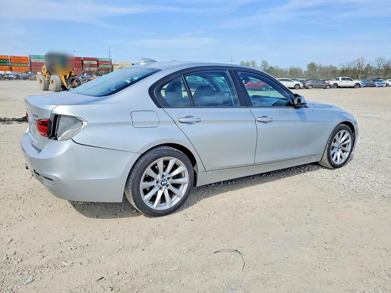 2018 BMW 320 XI photo 3