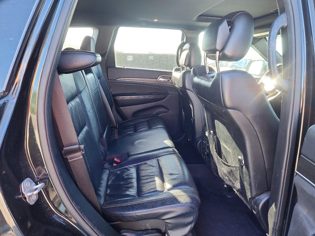 2016 JEEP GRAND CHEROKEE LIMITED photo 28