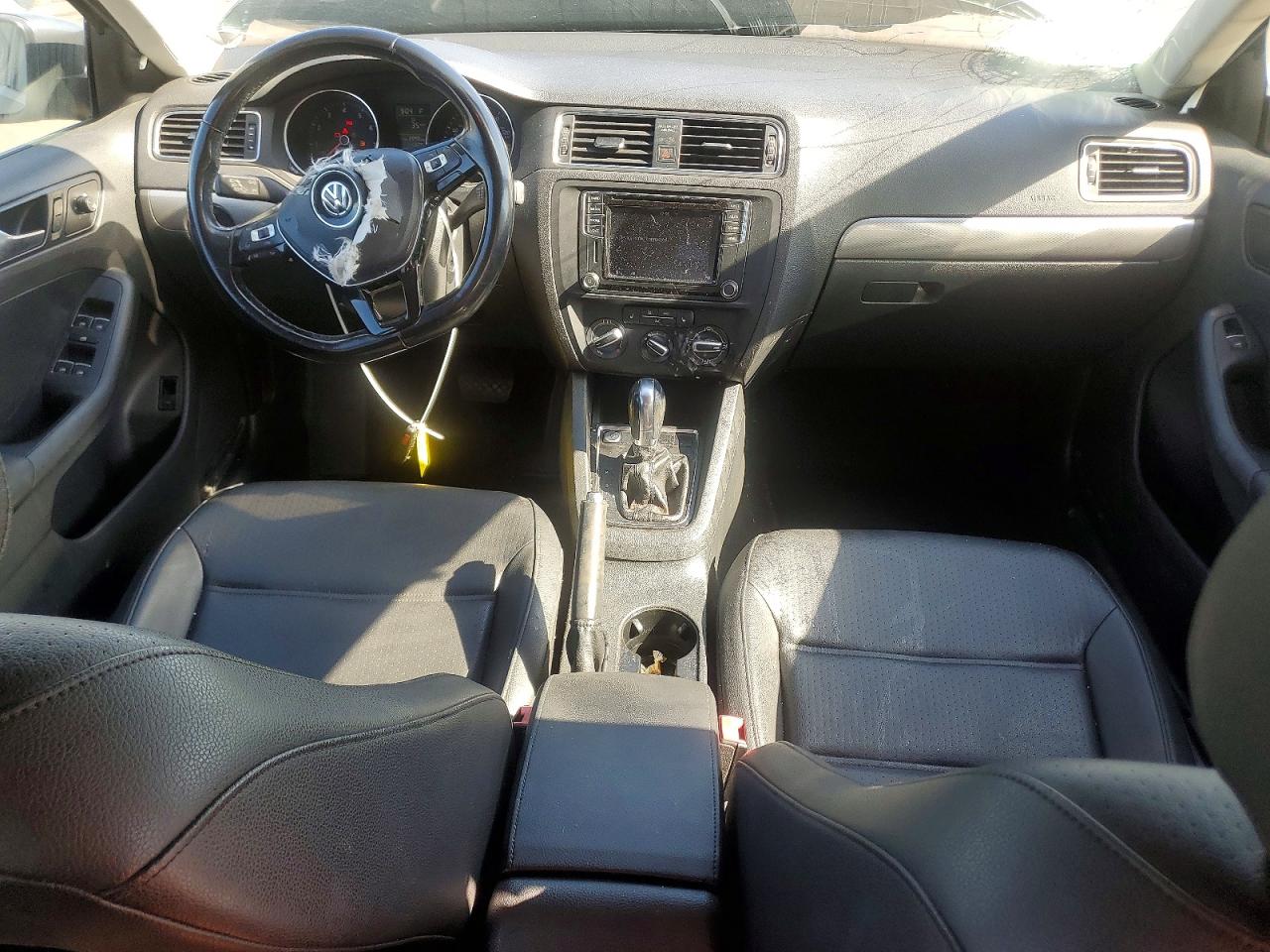 2016 VOLKSWAGEN JETTA SE photo 15