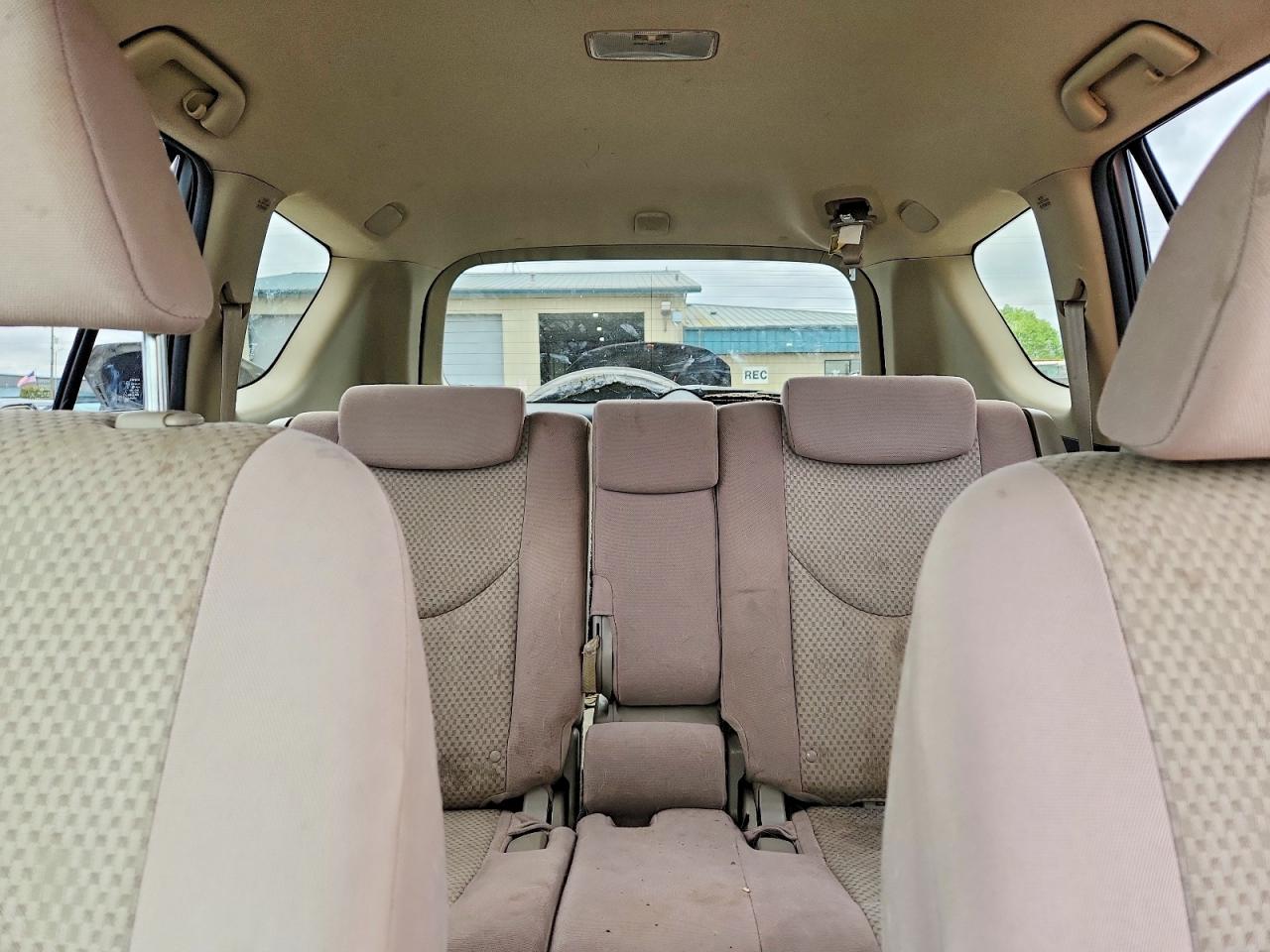 2007 TOYOTA RAV4 BASE photo 19