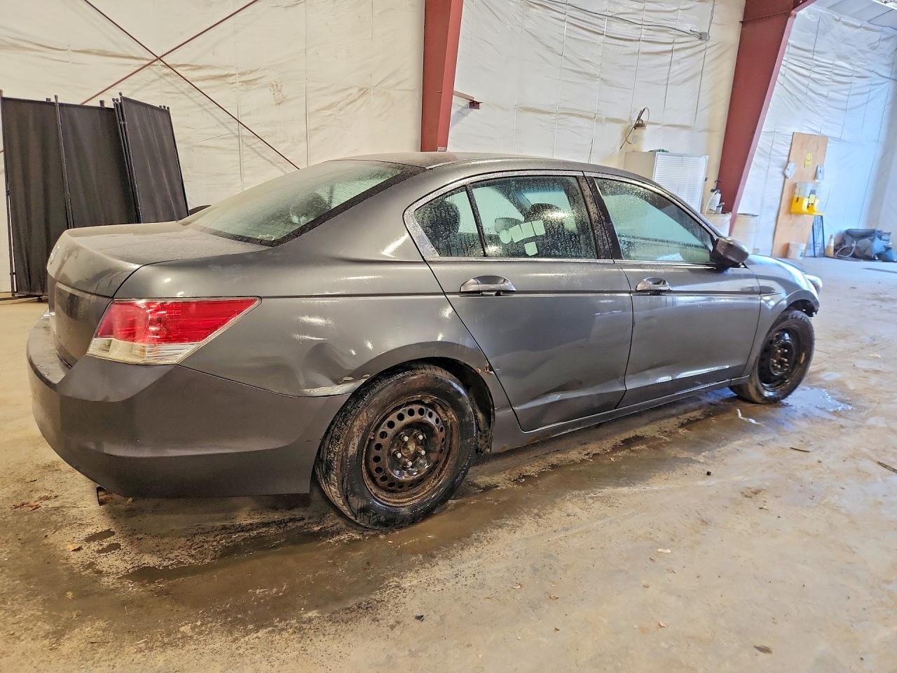 2009 HONDA ACCORD LX photo 7