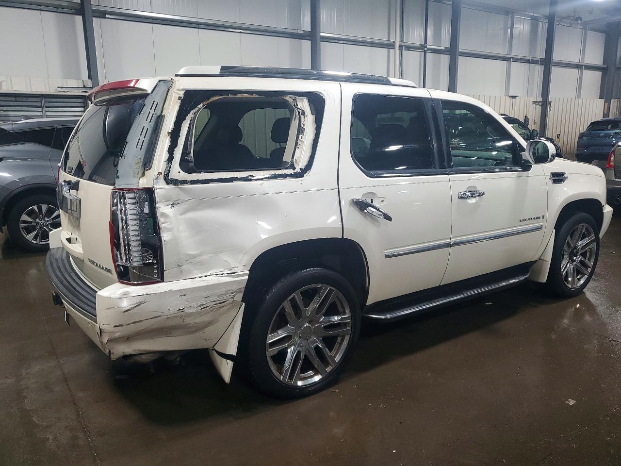 2008 CADILLAC ESCALADE LUXURY photo 3
