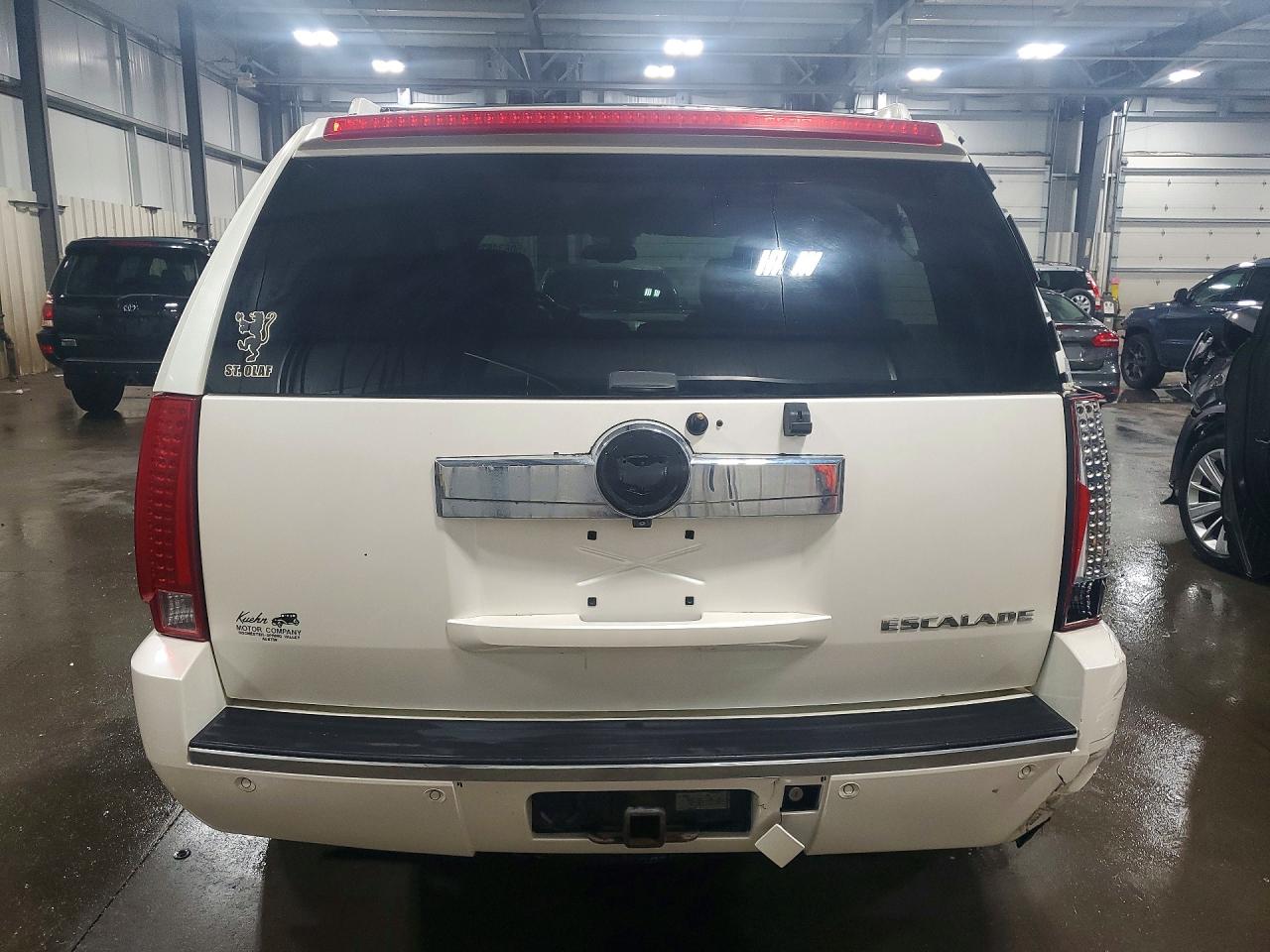 2008 CADILLAC ESCALADE LUXURY photo 6