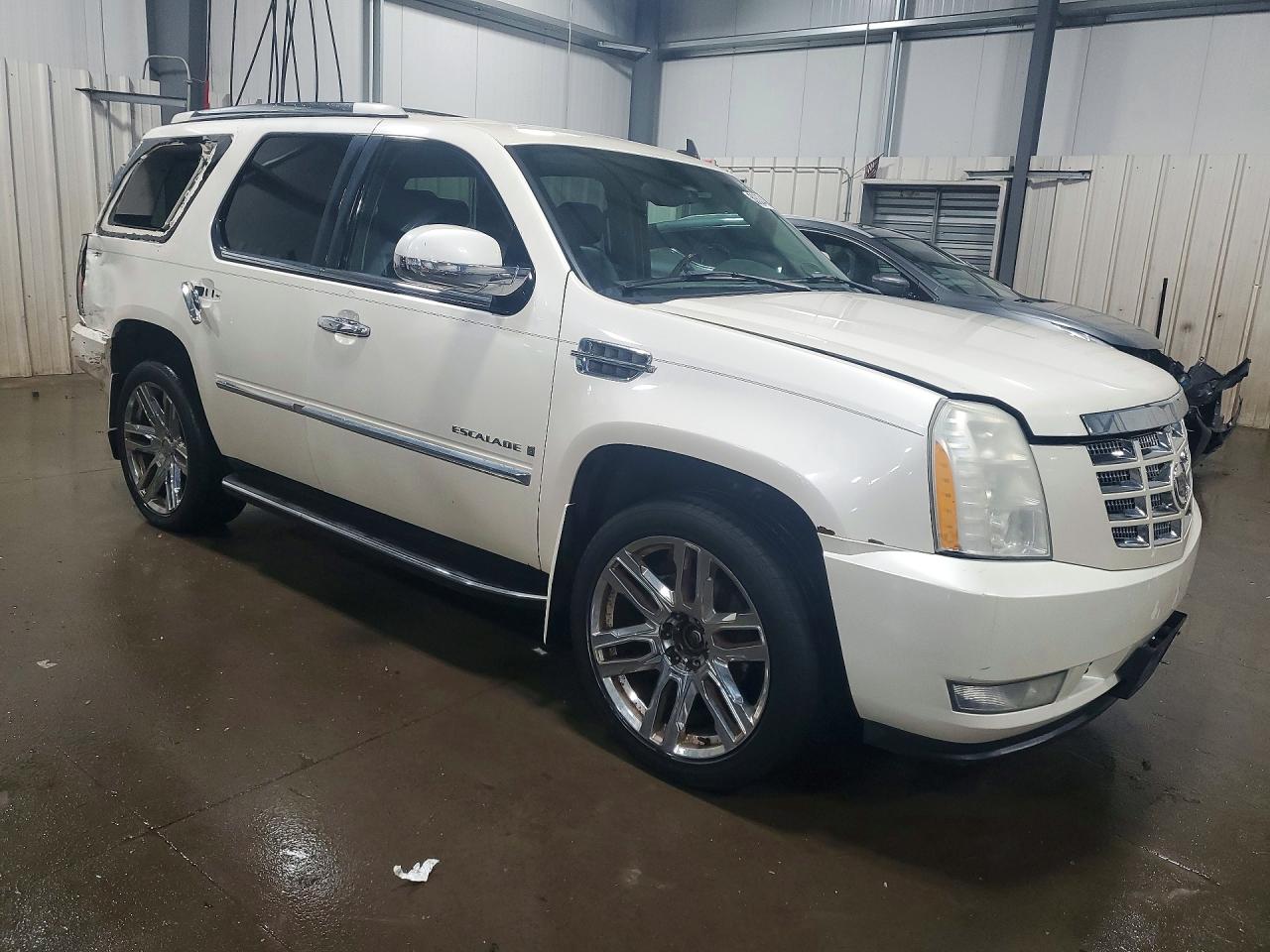 2008 CADILLAC ESCALADE LUXURY photo 4