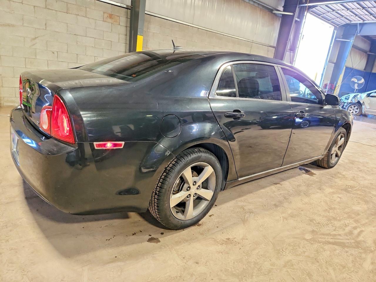 2009 CHEVROLET MALIBU 2LT photo 3