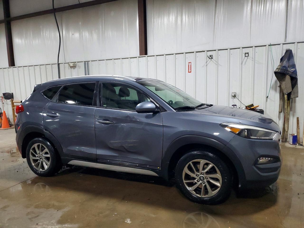 2018 HYUNDAI TUCSON SEL photo 10