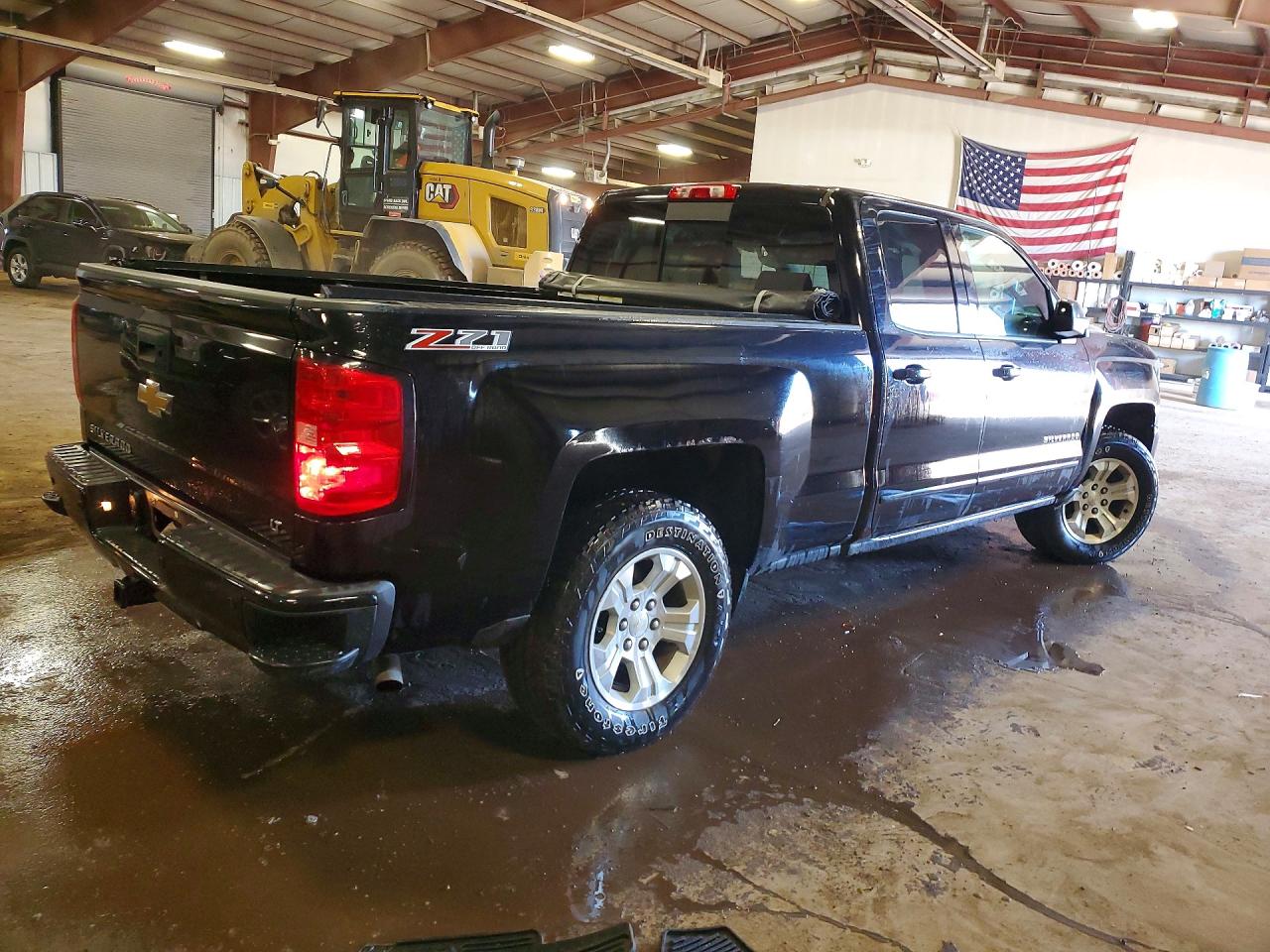2017 CHEVROLET SILVERADO K1500 LT photo 5