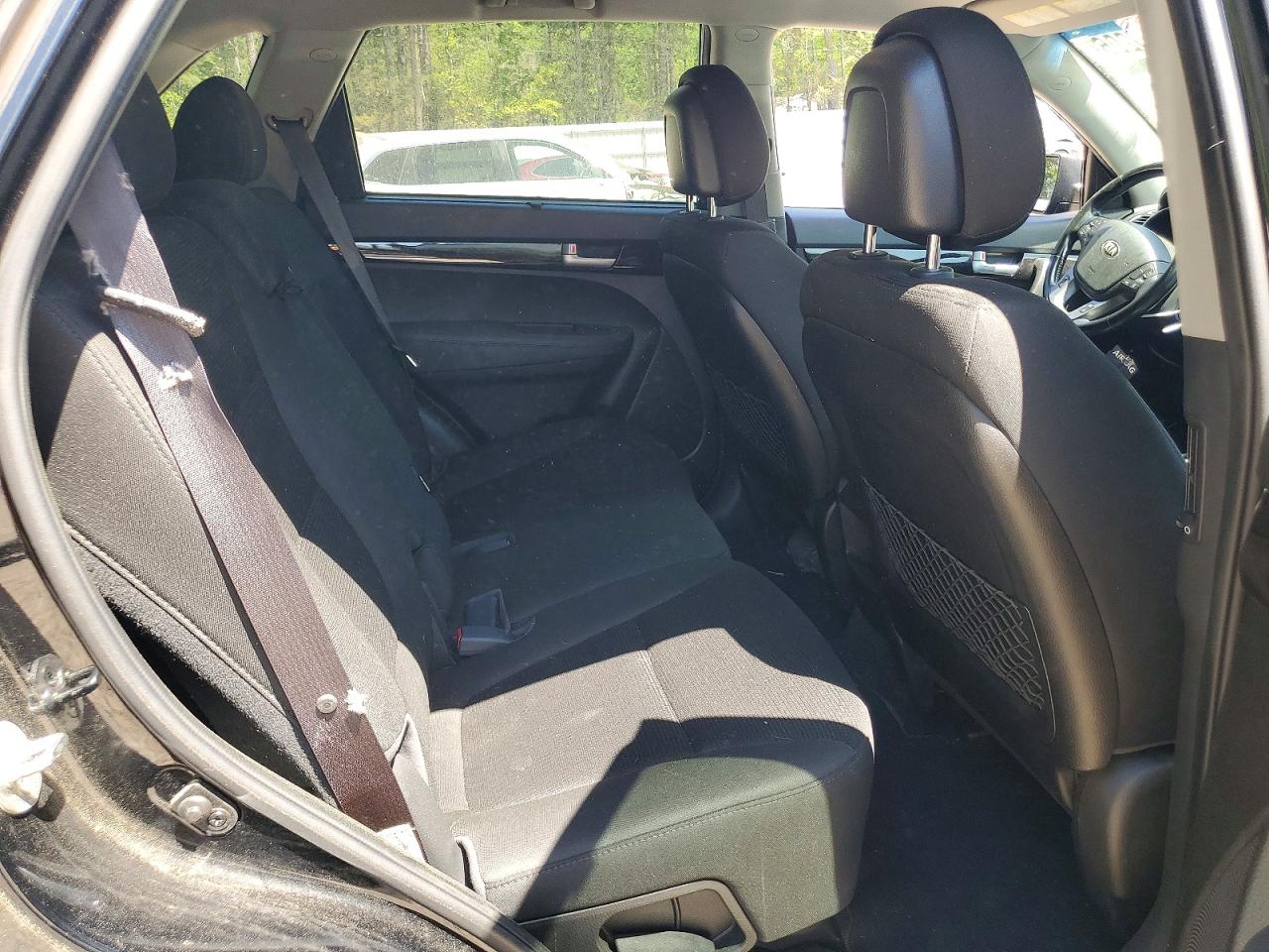 2015 KIA SORENTO LX photo 21