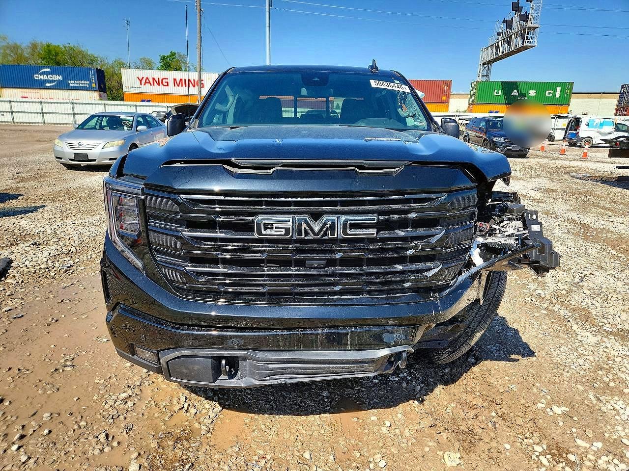2025 GMC SIERRA photo 13