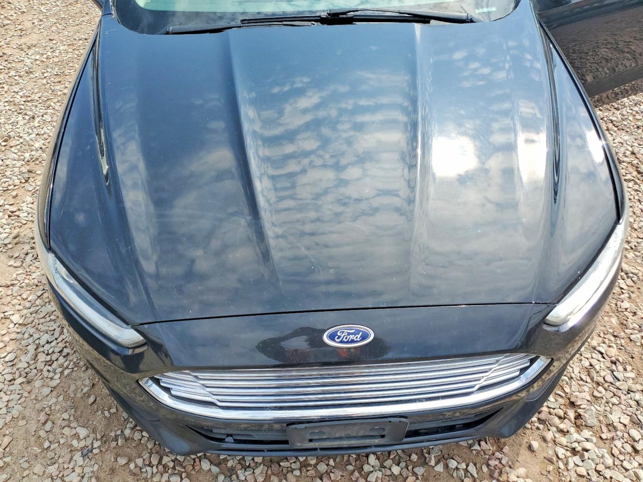 2015 FORD FUSION SE photo 31