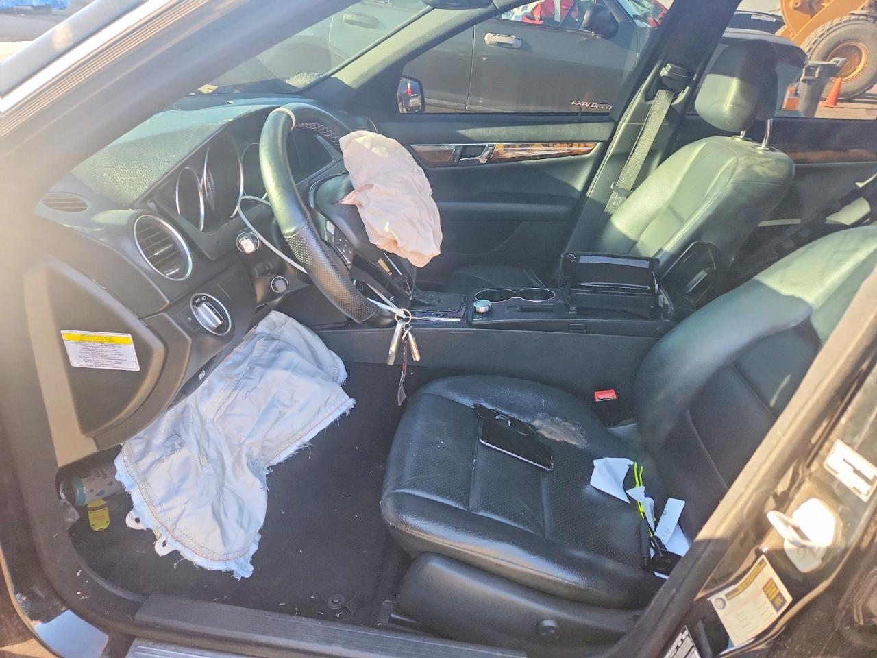 2013 MERCEDES-BENZ C 300 4MATIC photo 13