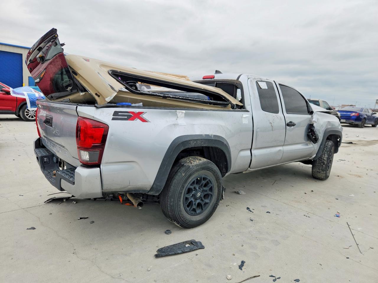 2022 TOYOTA TACOMA SR photo 3