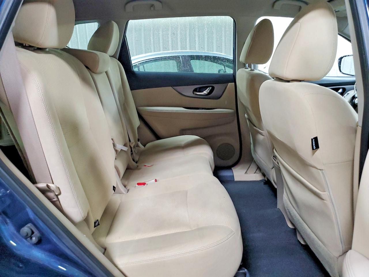 2016 NISSAN ROGUE SV photo 19
