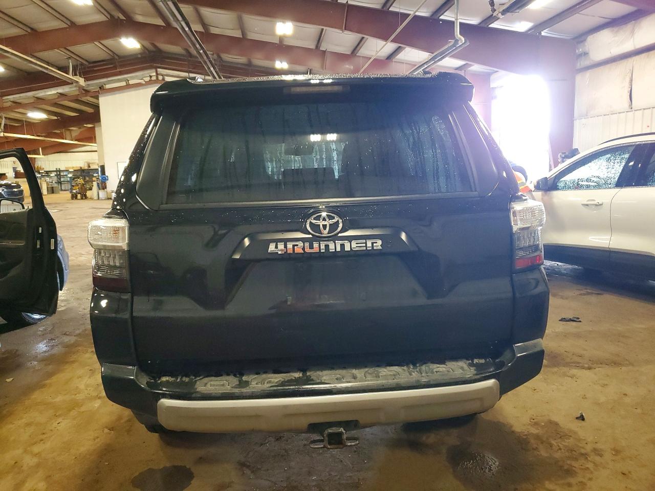 2022 TOYOTA 4RUNNER TRD OFF-ROAD PREMIUM photo 11