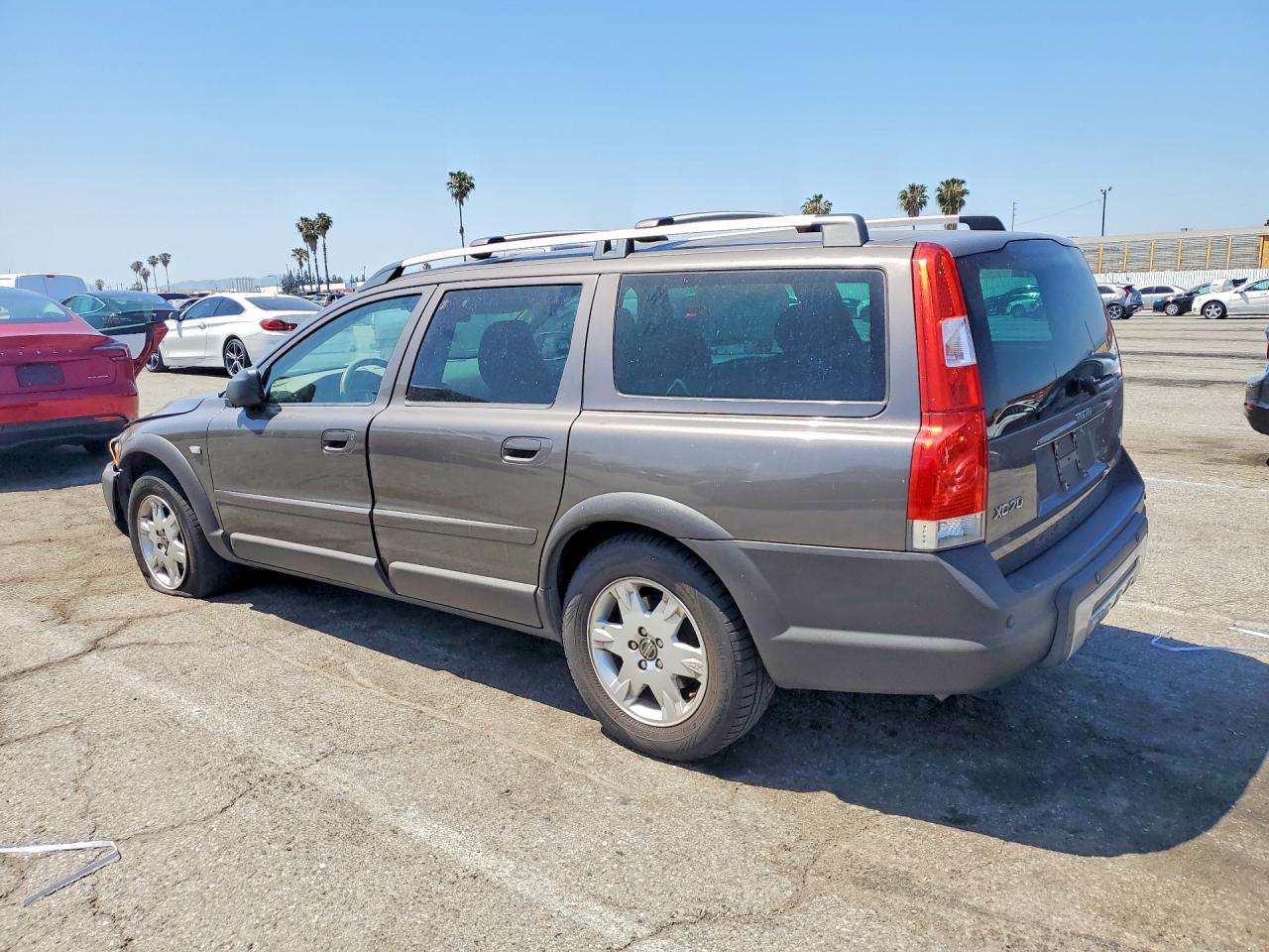 2006 VOLVO XC70 photo 3