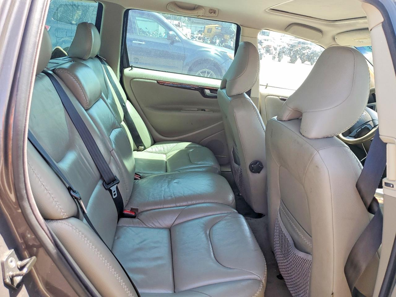 2006 VOLVO XC70 photo 19