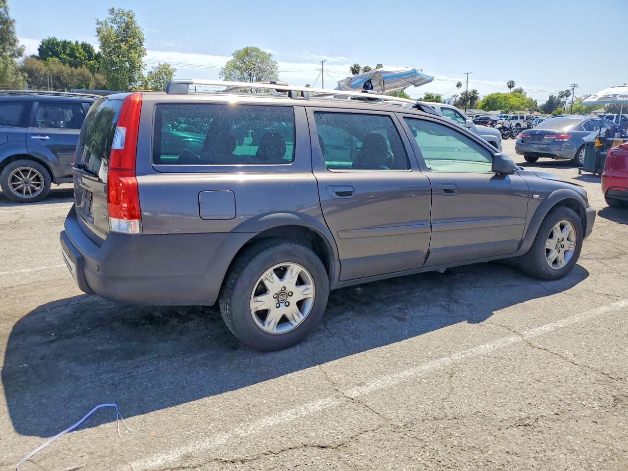 2006 VOLVO XC70 photo 5