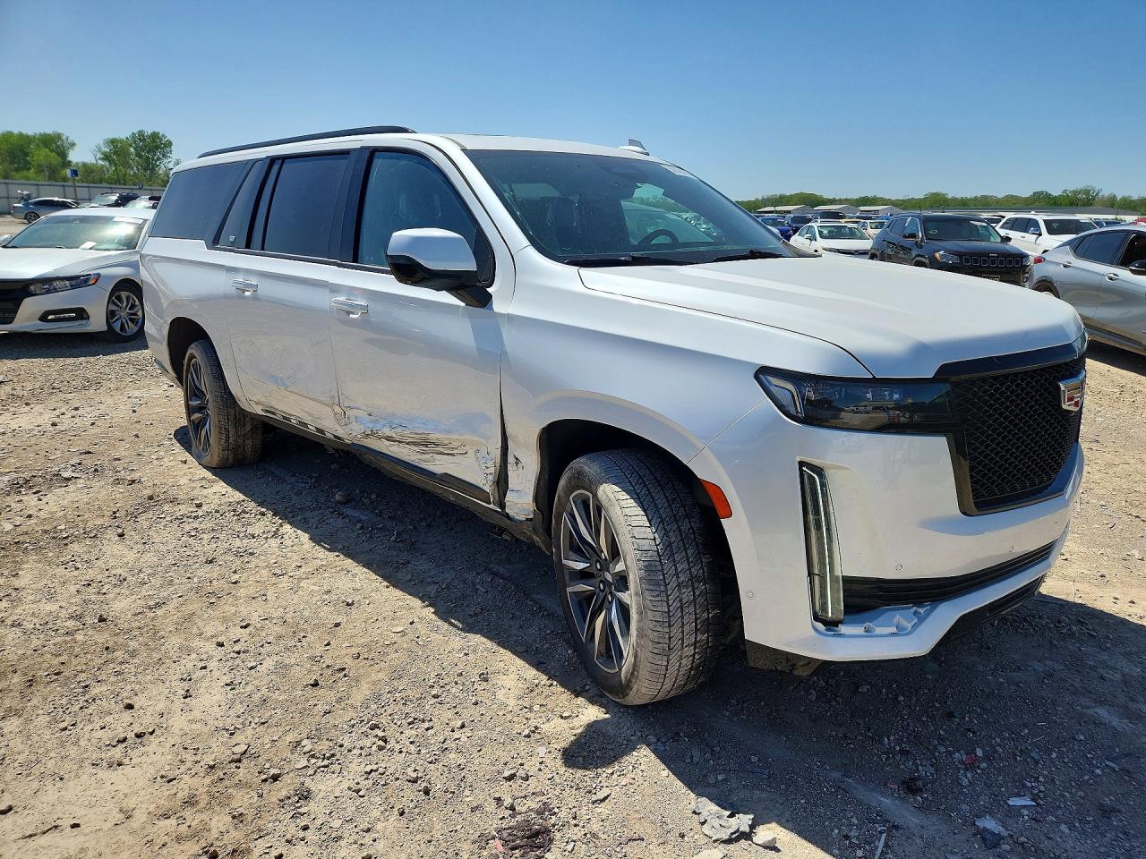 2022 CADILLAC ESCALADE ESV SPORT PLATINUM photo 4