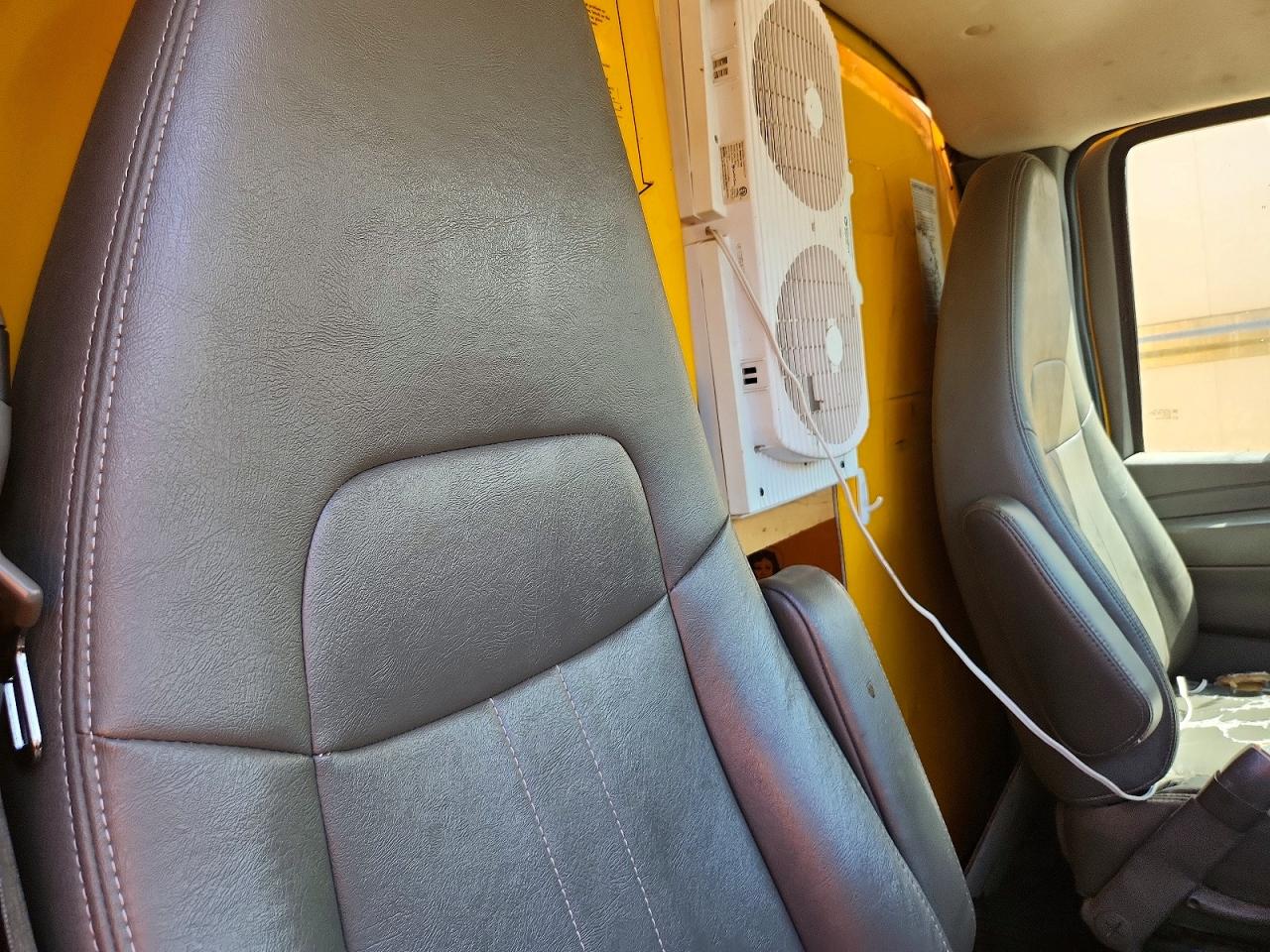 2012 GMC SAVANA CUTAWAY G3500 photo 10