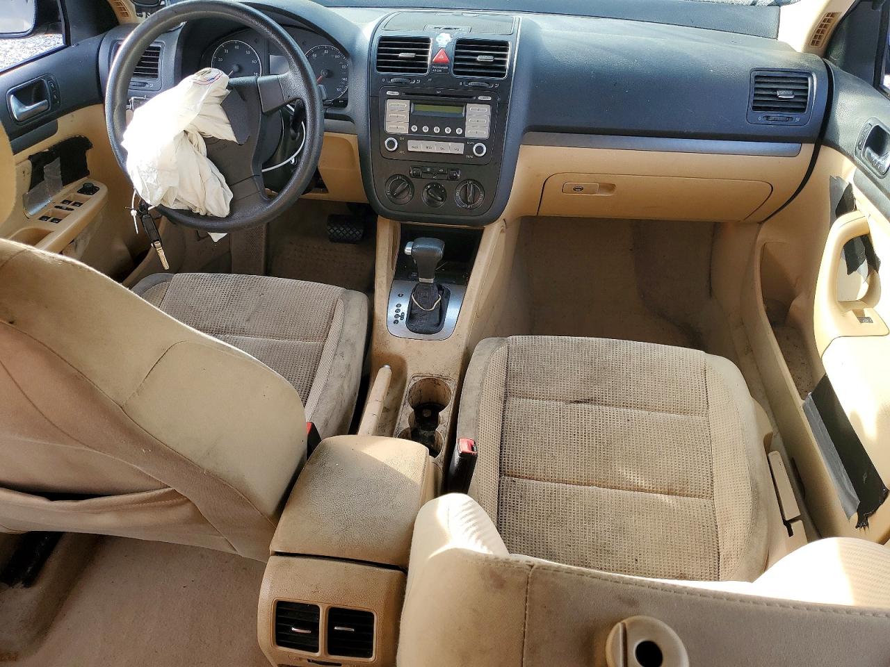 2009 VOLKSWAGEN JETTA photo 22