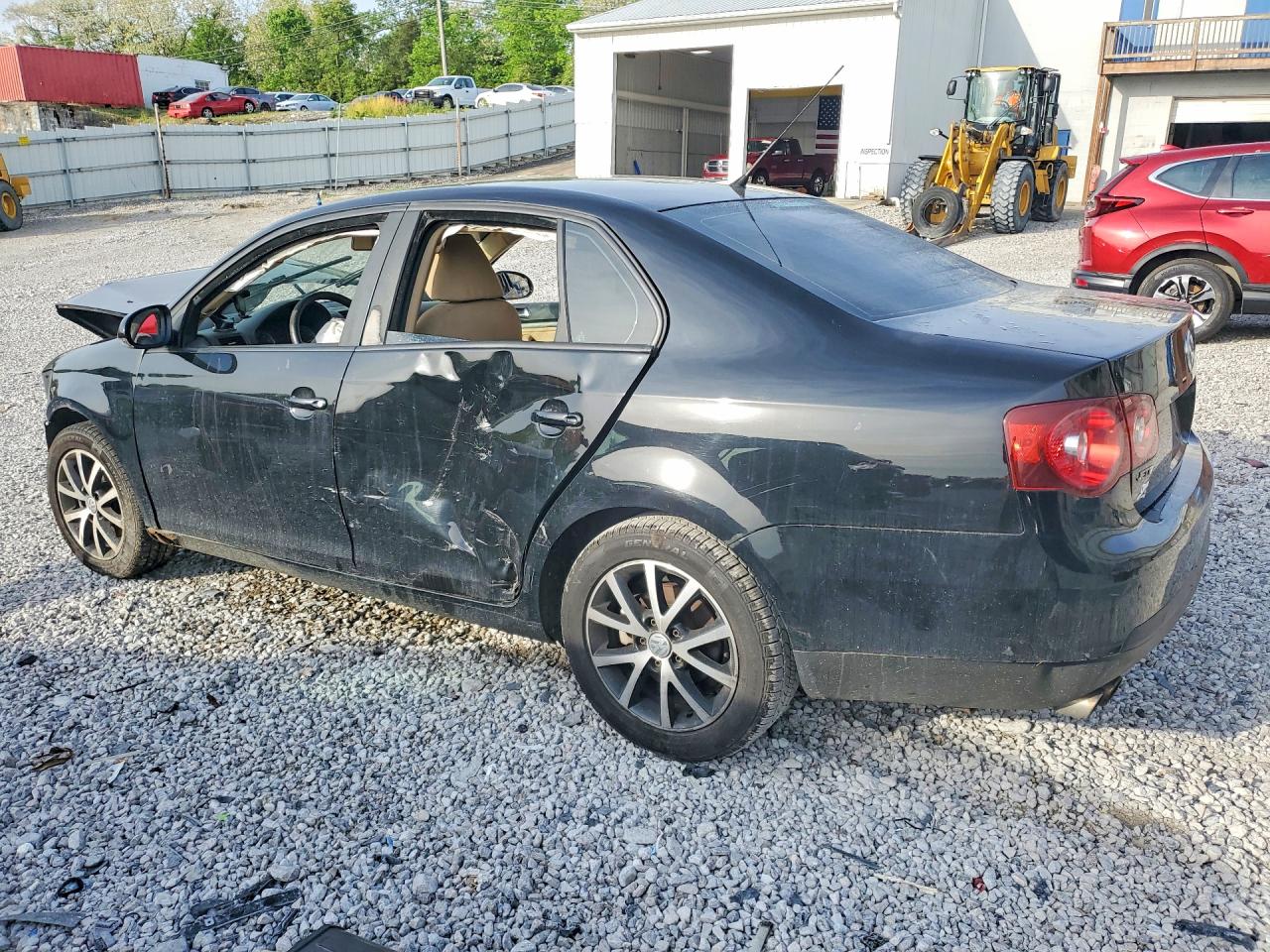 2009 VOLKSWAGEN JETTA photo 4