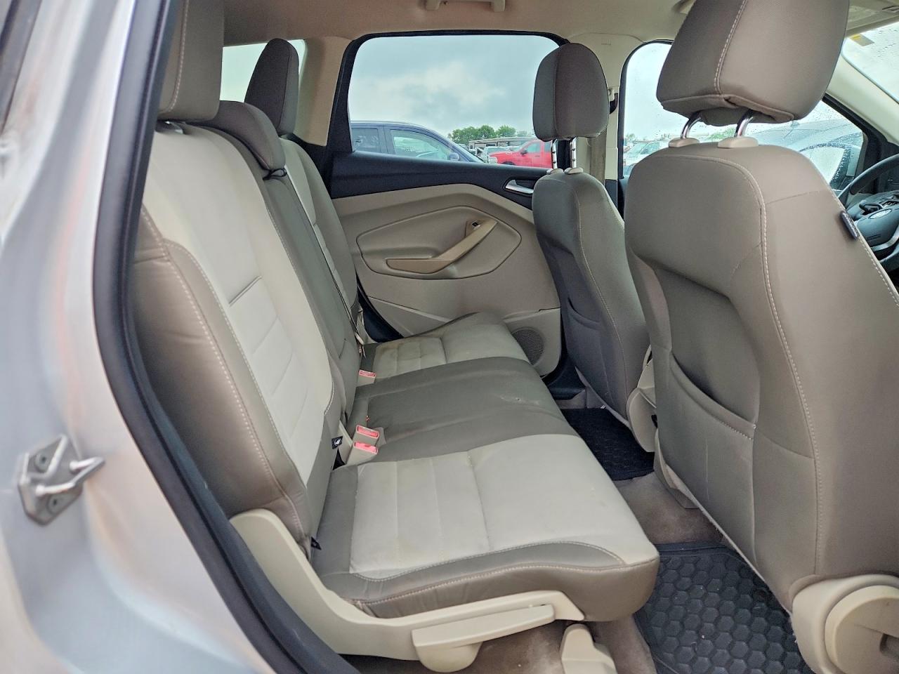 2014 FORD ESCAPE SE photo 21