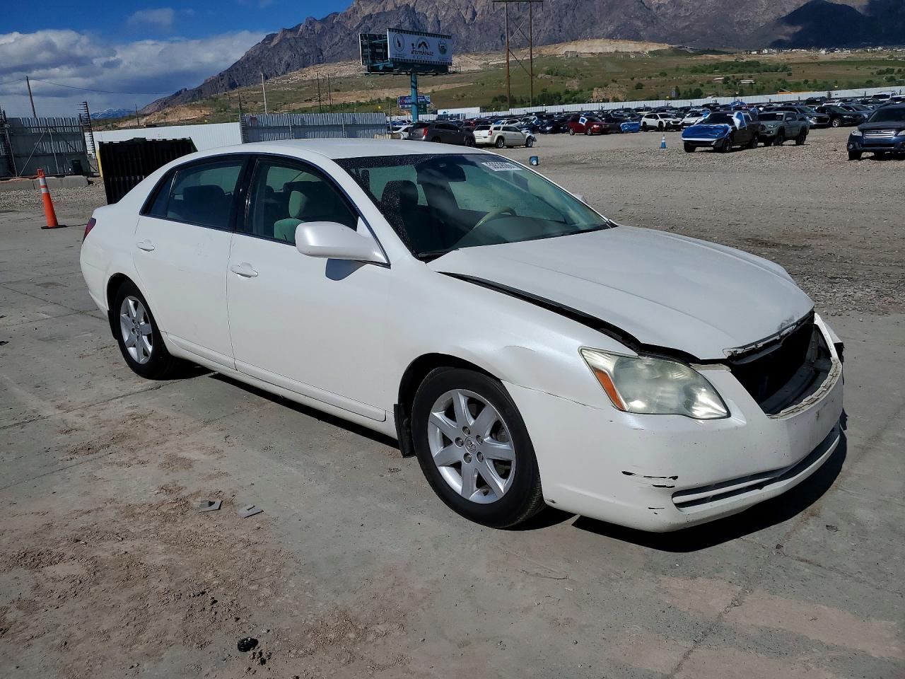 2006 TOYOTA AVALON XL photo 4