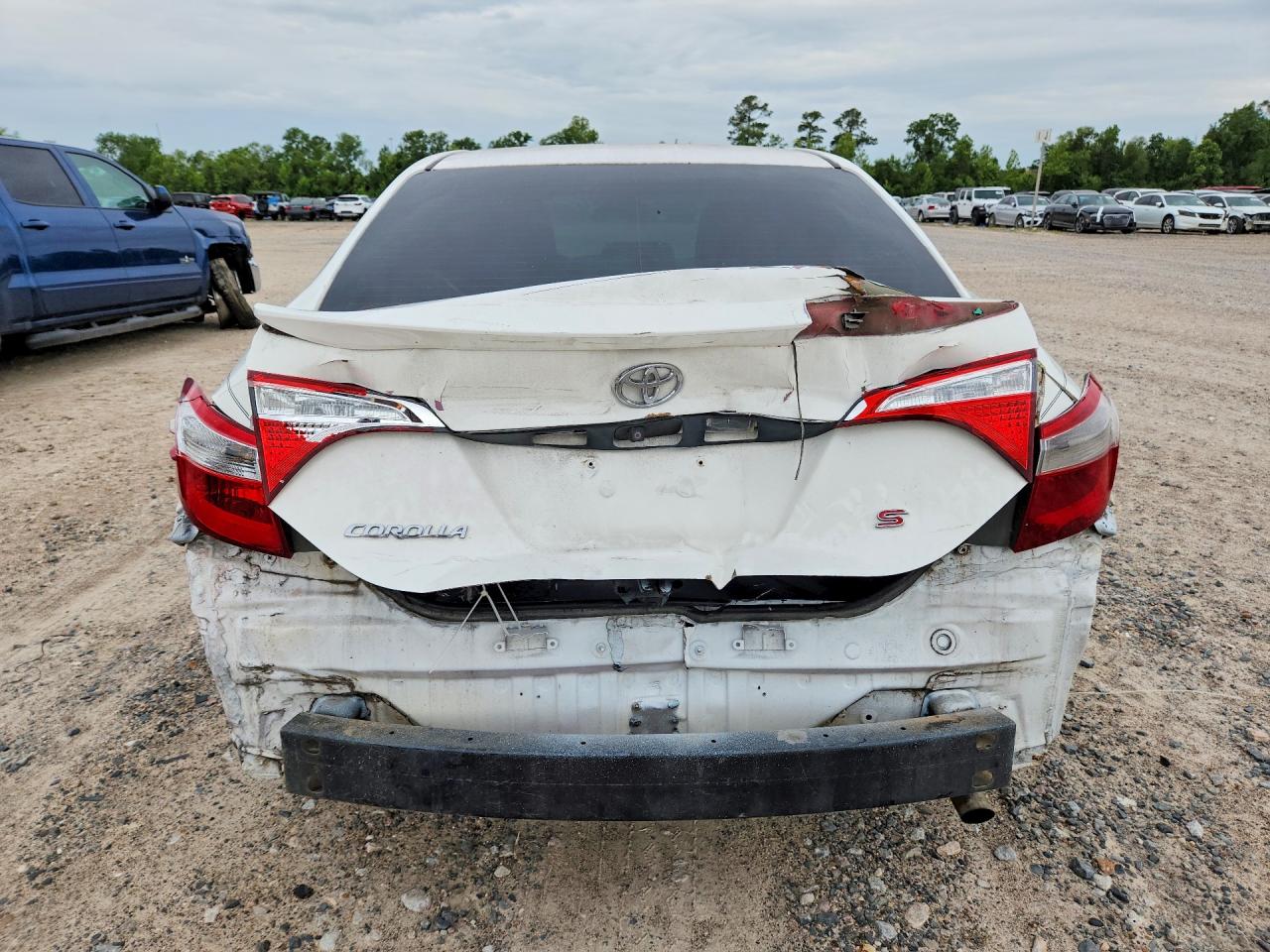 2018 TOYOTA COROLLA photo 11
