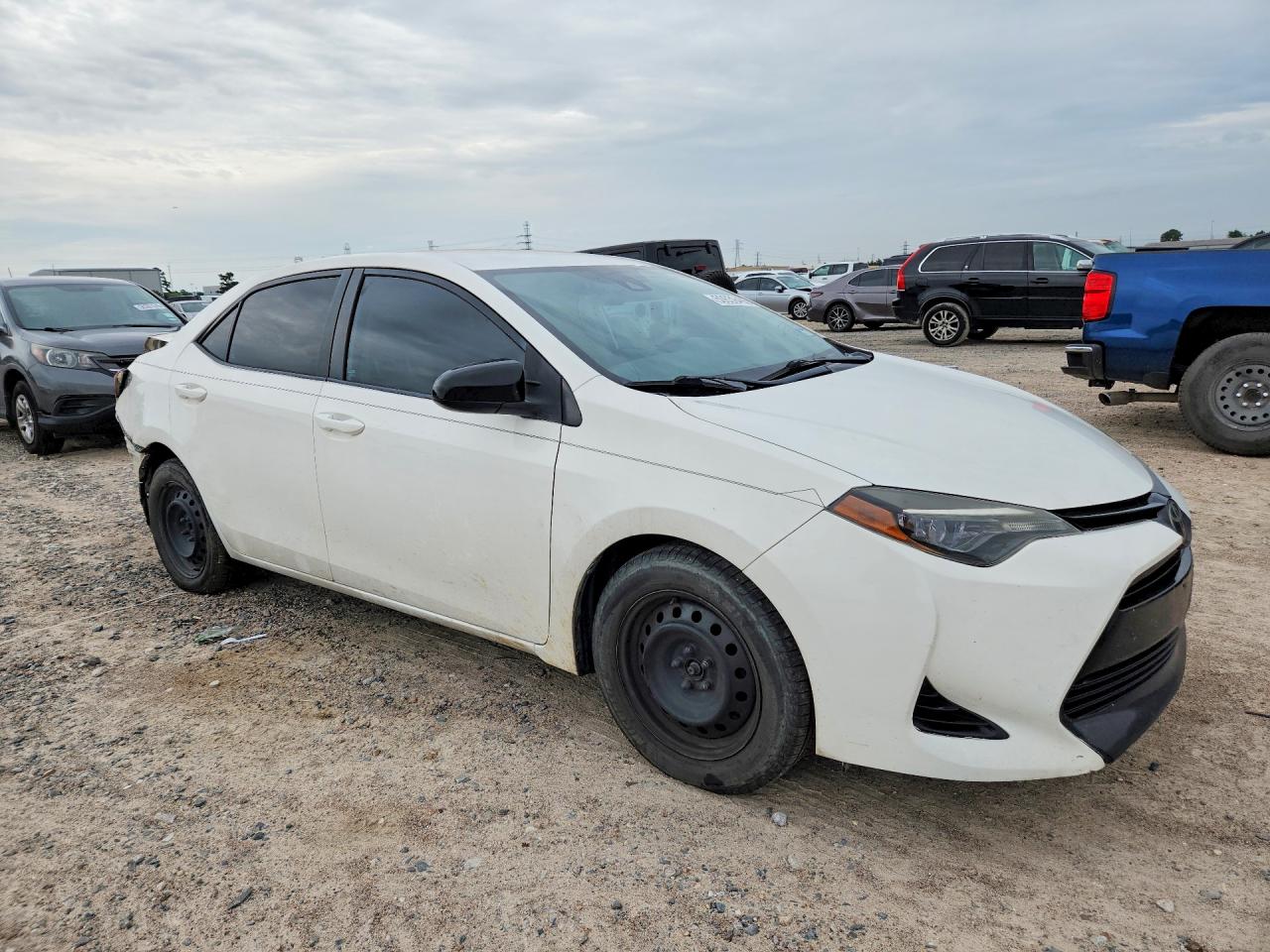 2018 TOYOTA COROLLA photo 7