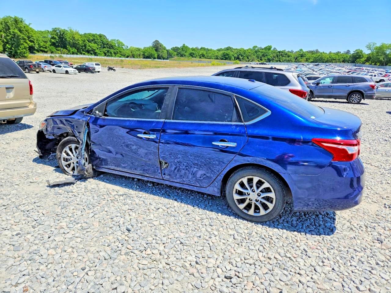 2017 NISSAN SENTRA SV photo 2