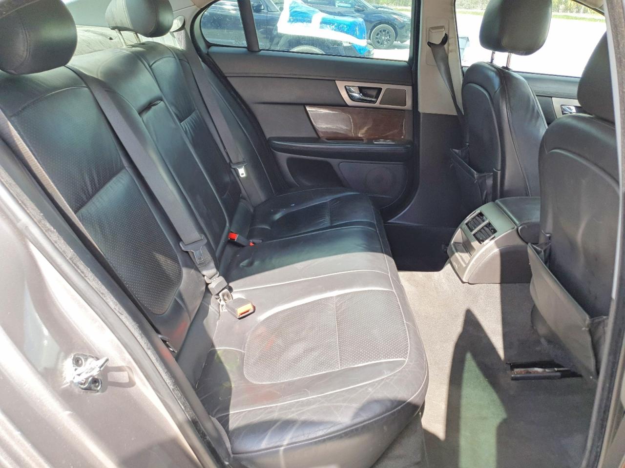 2009 JAGUAR XF PREMIUM LUXURY photo 28