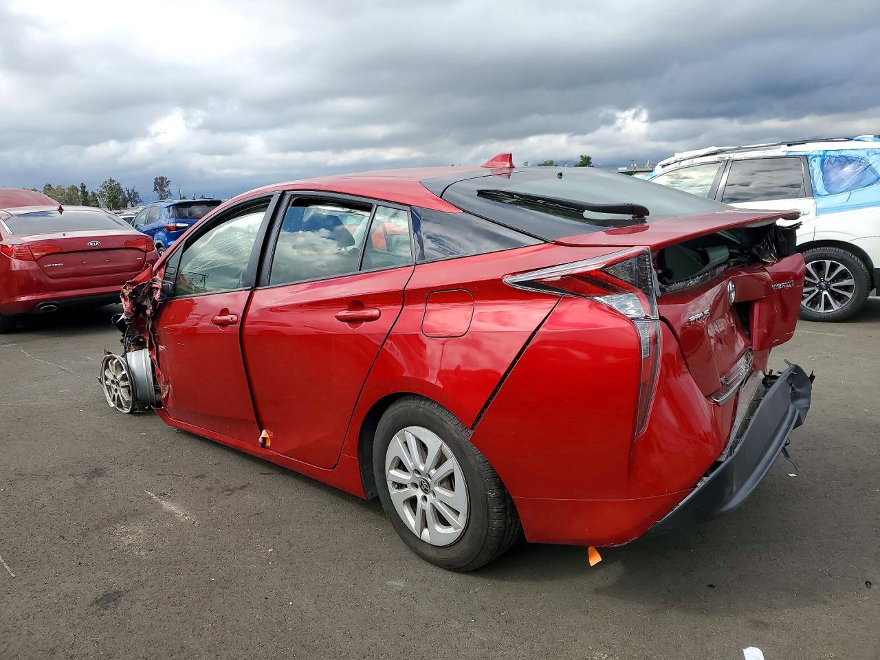 2016 TOYOTA PRIUS TWO photo 3