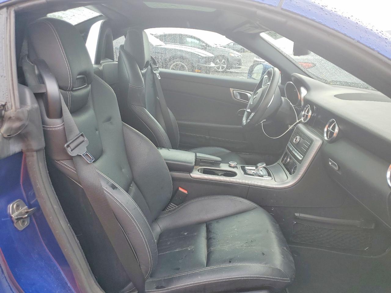 2017 MERCEDES-BENZ SLC 300 photo 19