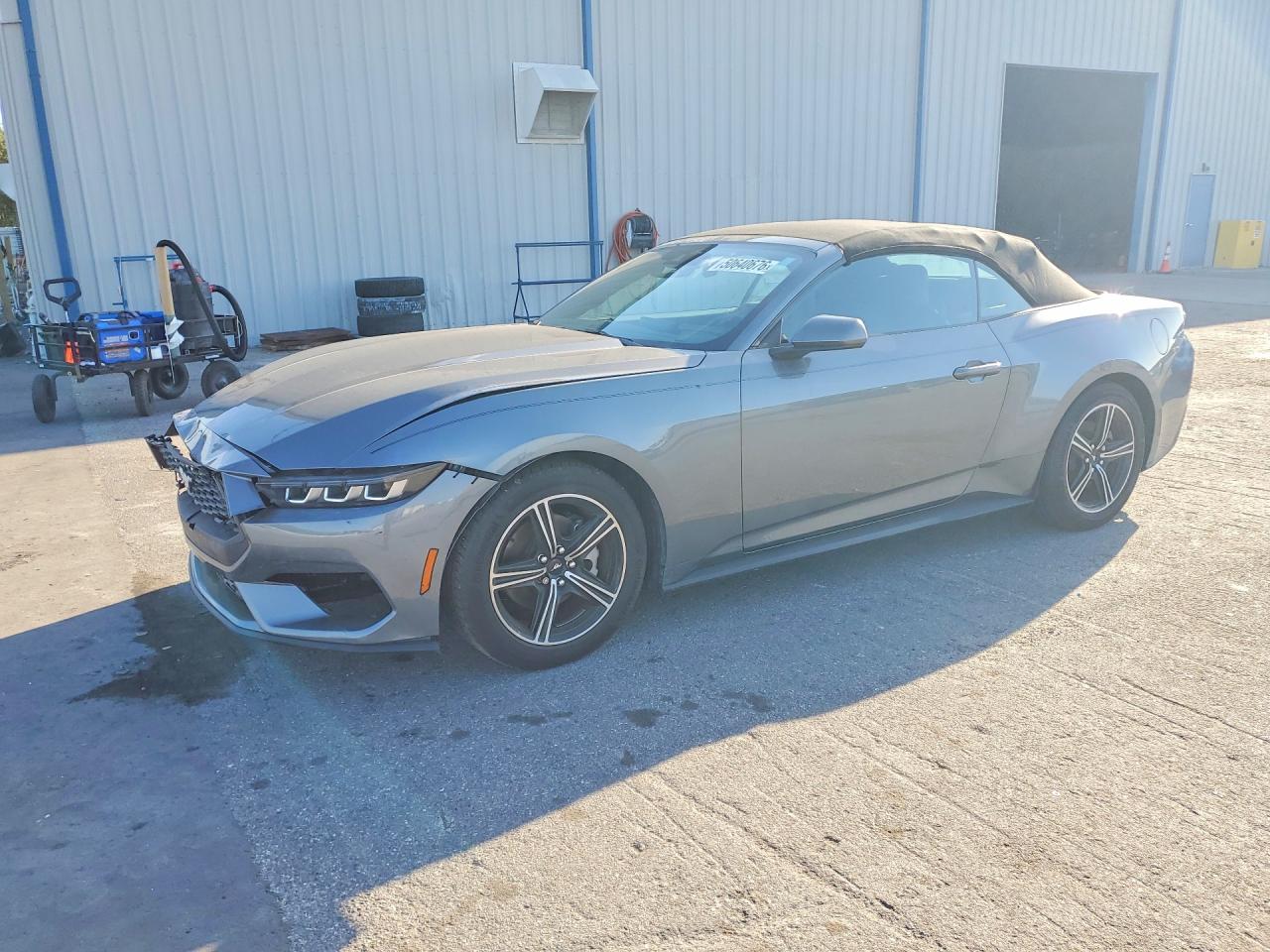 2025 FORD MUSTANG