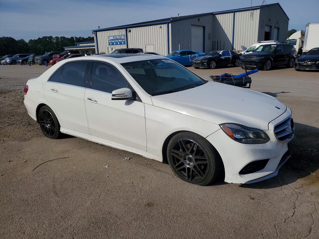 2014 MERCEDES-BENZ E photo 7
