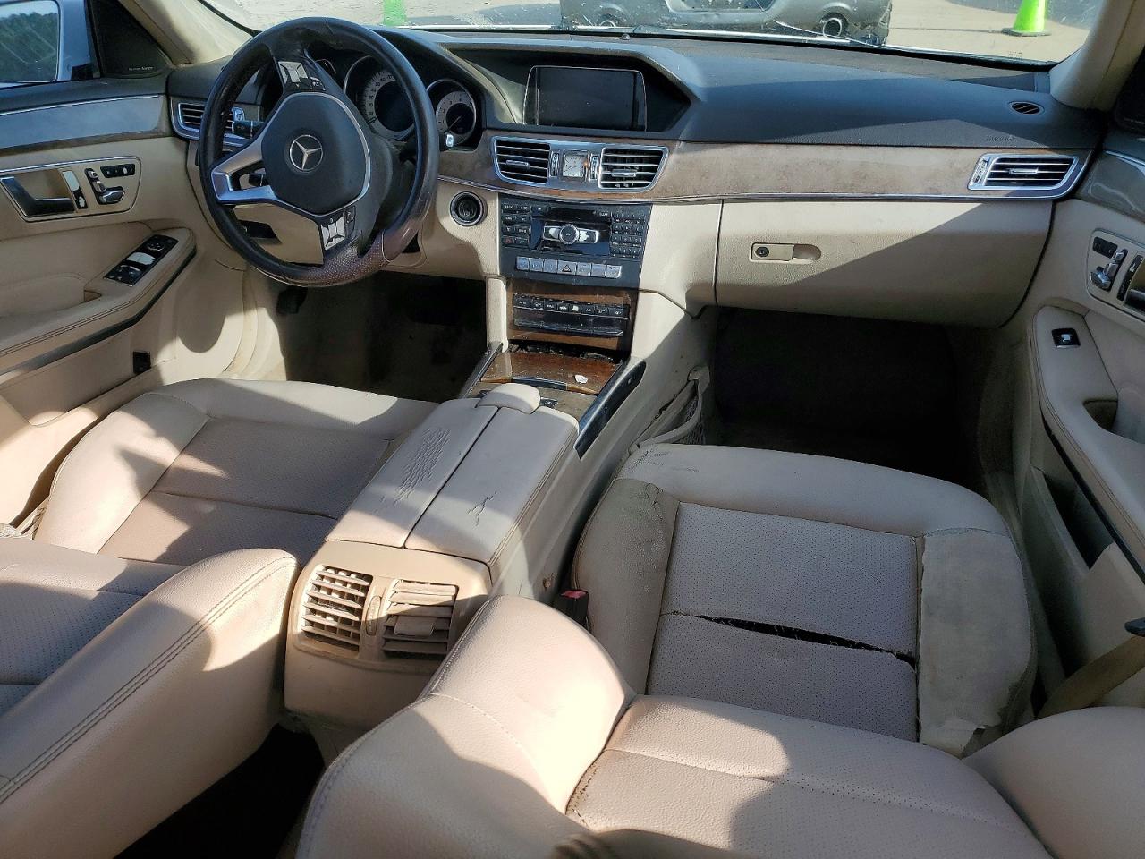 2014 MERCEDES-BENZ E photo 15
