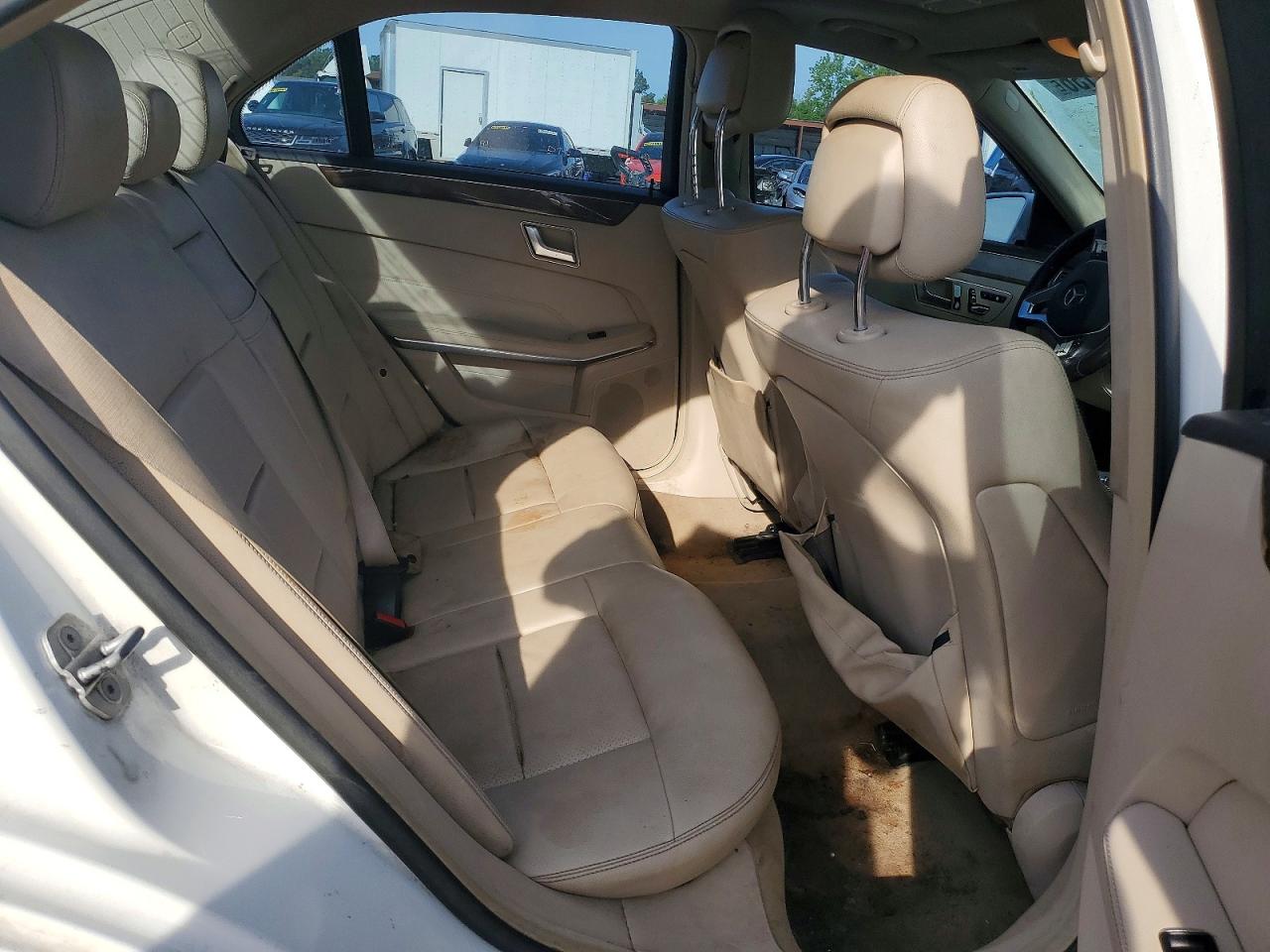 2014 MERCEDES-BENZ E photo 19