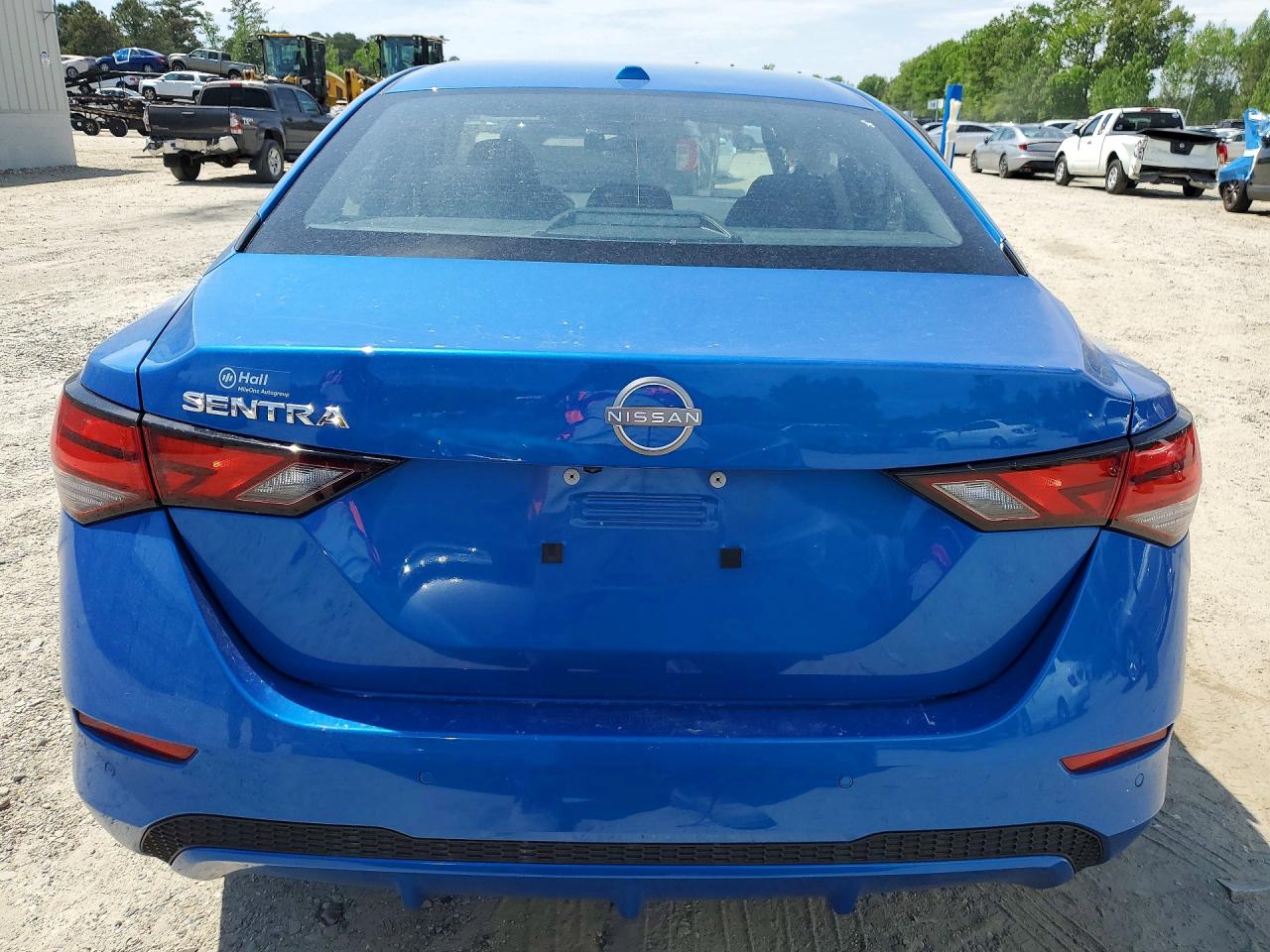 2025 NISSAN SENTRA SV photo 11