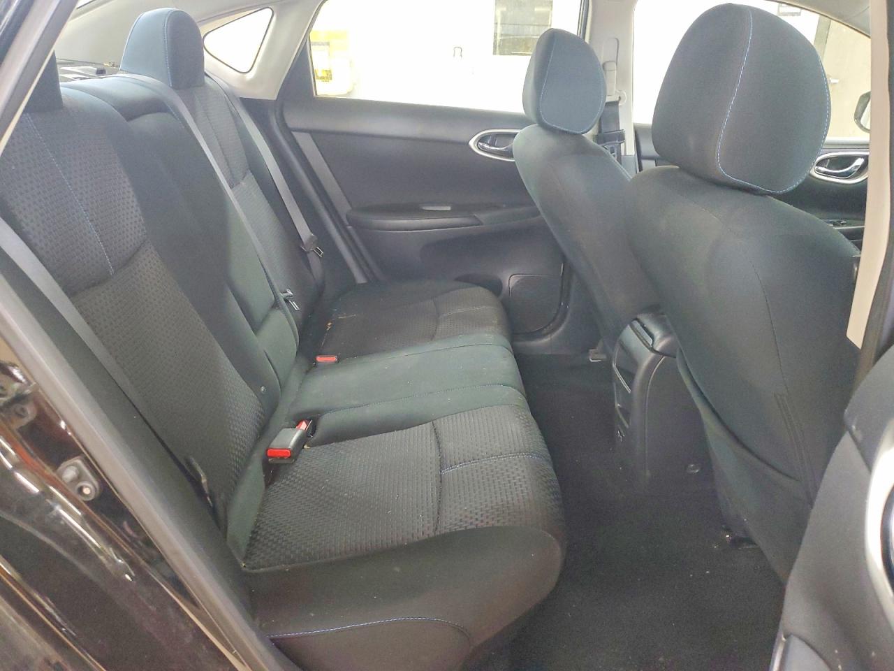 2019 NISSAN SENTRA SR photo 10