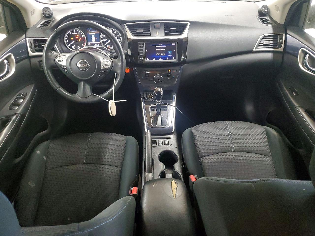 2019 NISSAN SENTRA SR photo 8